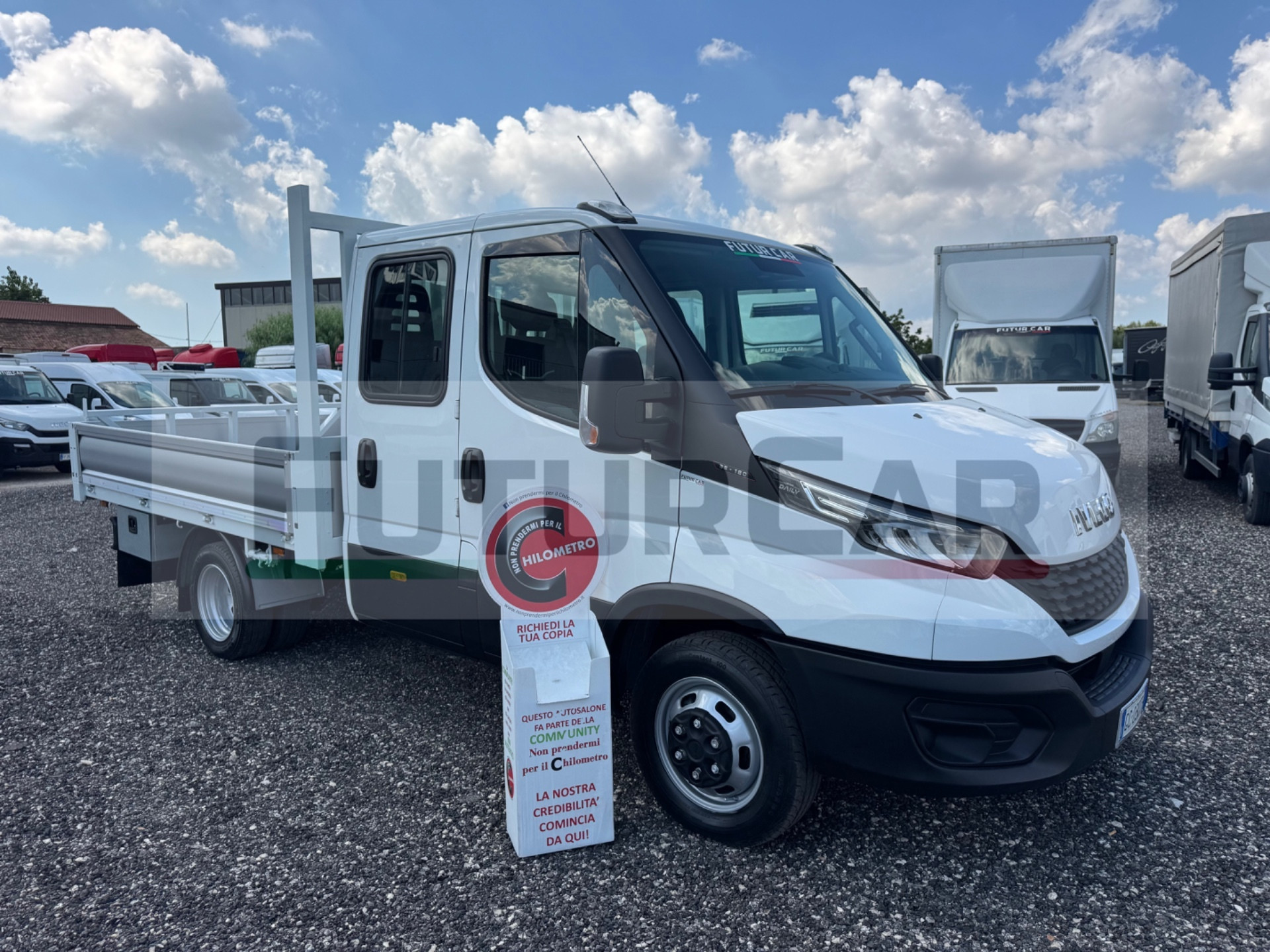 Iveco Daily 35C18 3.0 Diesel Doppia Cabina 7 Posti con Cassone Fisso (2020) Euro 6