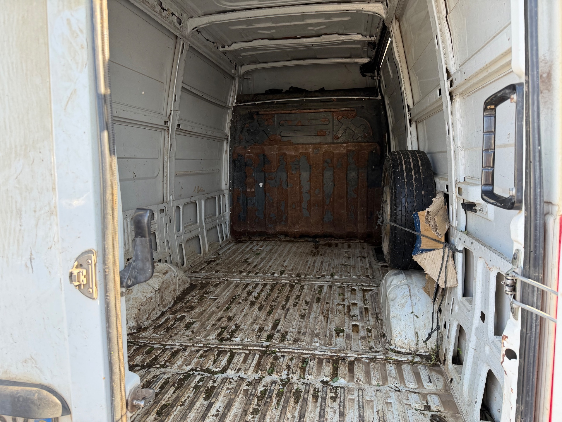 Iveco Daily 35S14 Furgone Metano 2012