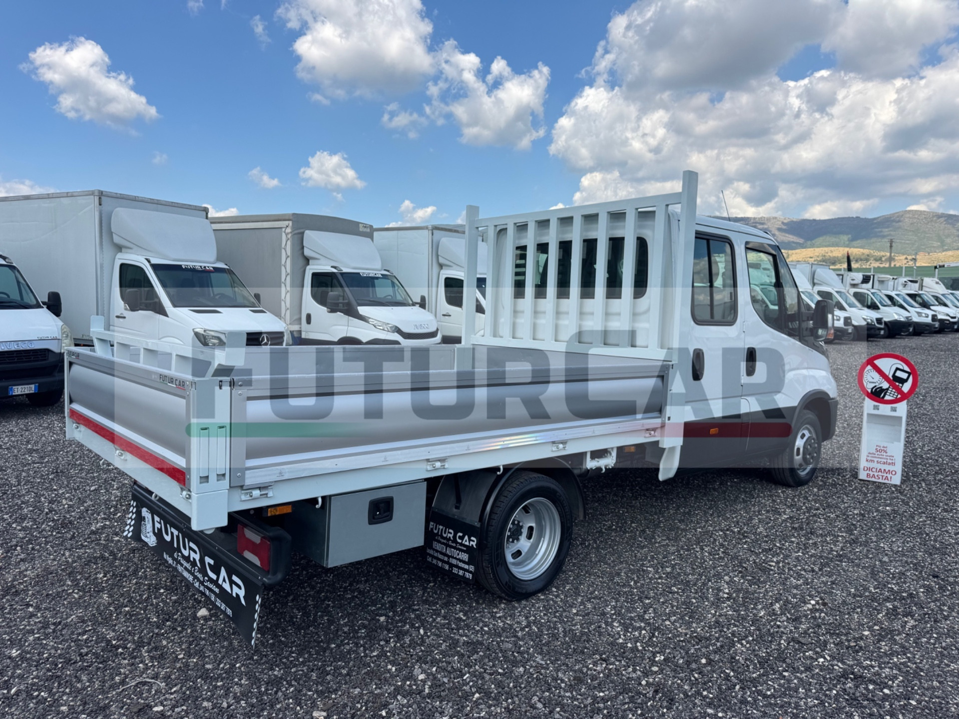 Iveco Daily 35C18 3.0 Diesel Doppia Cabina 7 Posti con Cassone Fisso (2020) Euro 6