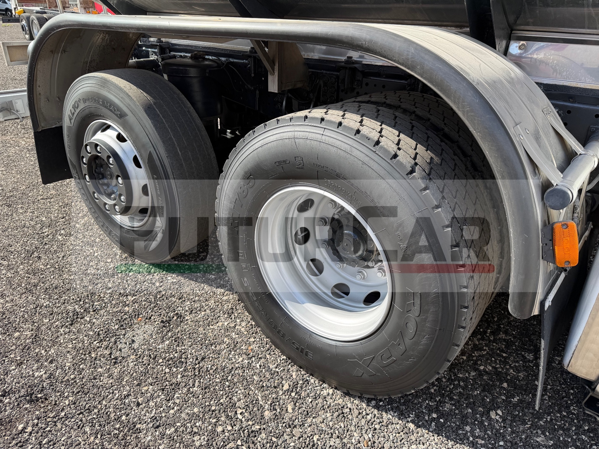 Iveco Stralis 400 4 Assi con Cisterna 21.000 litri (2006)