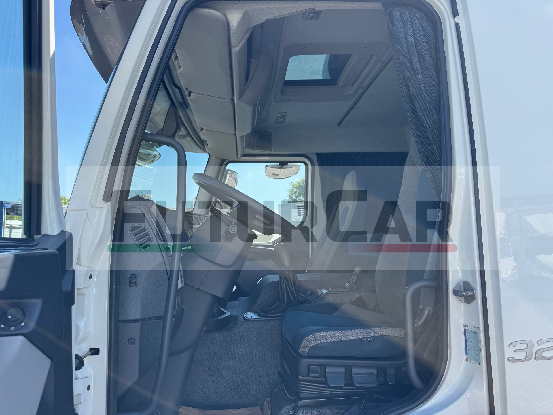 Volvo FE 320 Centina 6.20 m e Sponda 2016 Euro 6
