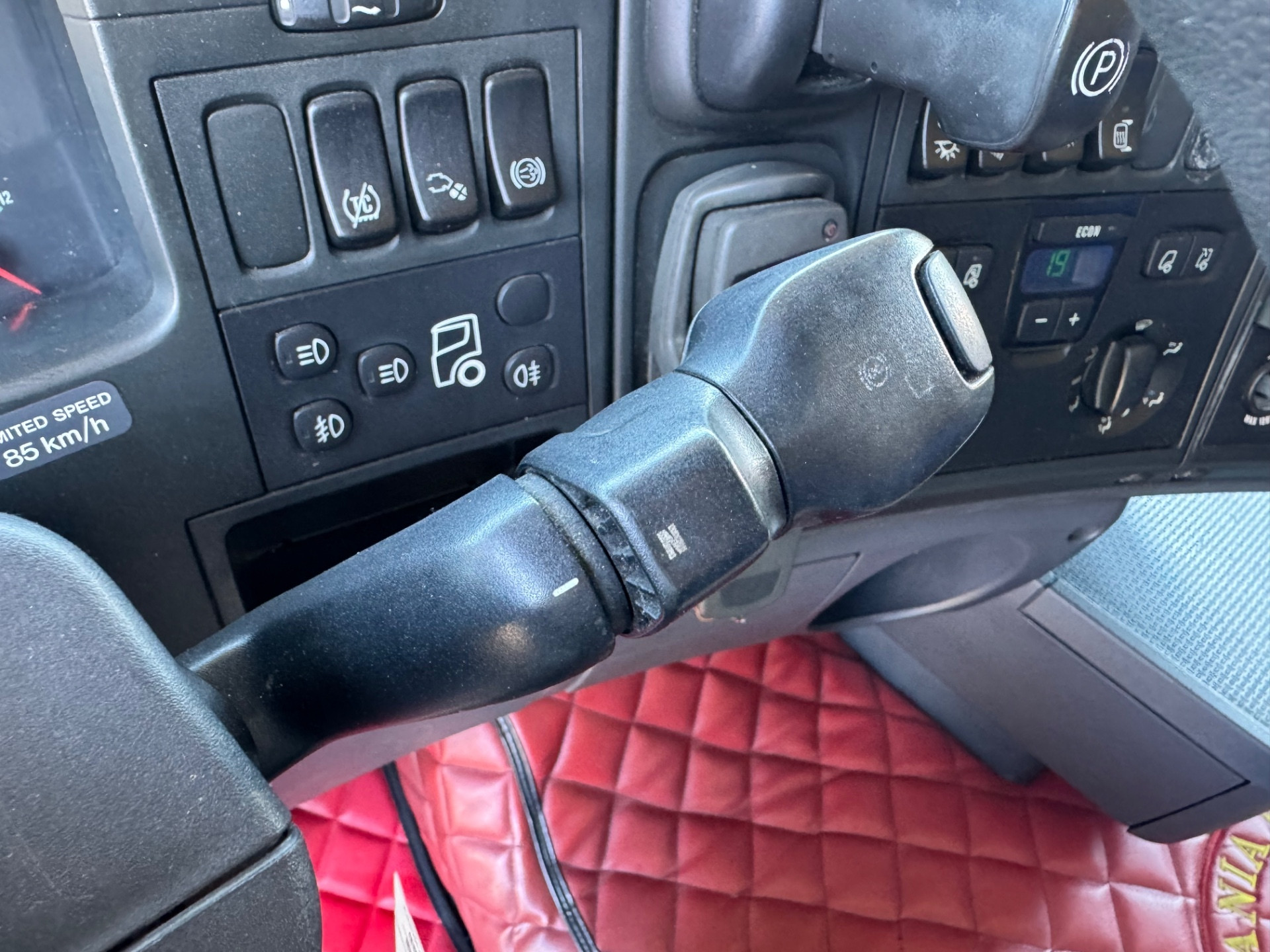 Scania R420 Cella Frigo 9.60 mt e Sponda – 2005 Tachigrafo a Disco